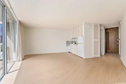 750 Amana Street #907, Honolulu, HI 96814 - Photo 6