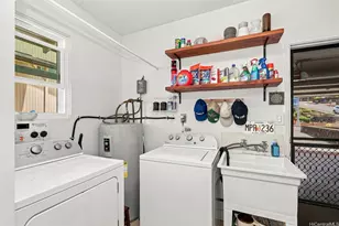 98-1022 Kupukupu Pl, Aiea, HI 96701 - Photo 16