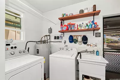 98-1022 Kupukupu Place, Aiea, HI 96701 - Photo 16