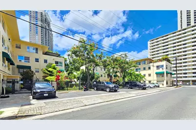 1880 Kahakai Drive #301, Honolulu, HI 96814 - Photo 18