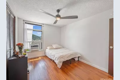 1031 Maunaihi Place #801, Honolulu, HI 96822 - Photo 6