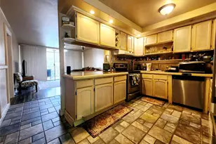 95-273 Waikalani Dr, Mililani, HI 96789 - Photo 4