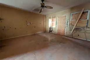 87-206 Halemaluhia Pl, Waianae, HI 96792 - Photo 4