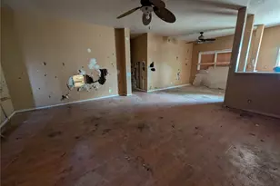 87-206 Halemaluhia Pl, Waianae, HI 96792 - Photo 10