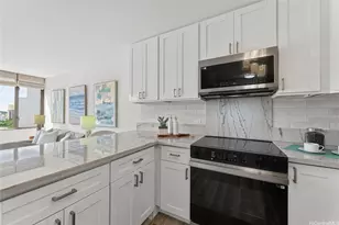 411 Hobron Ln, Honolulu, HI 96815 - Photo 8