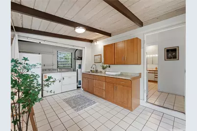 313 Anolani Street, Honolulu, HI 96821 - Photo 16