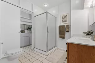 313 Anolani St, Honolulu, HI 96821 - Photo 6