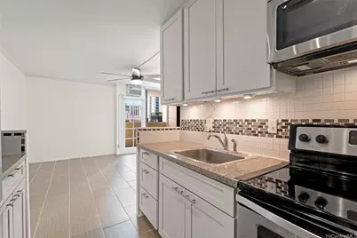 2092 Kuhio Avenue #906, Honolulu, HI 96815 - Photo 4