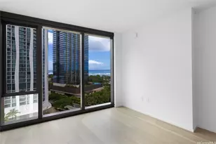 333 Ward Ave, Honolulu, HI 96814 - Photo 8