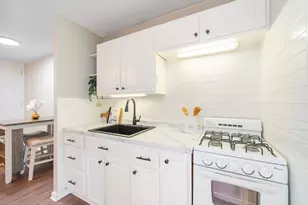 1911 Kalakaua Ave, Honolulu, HI 96815 - Photo 4