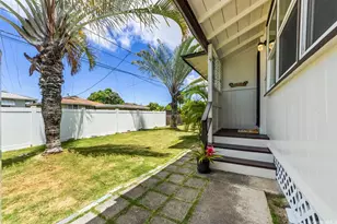 739 Kahoa Dr, Kailua, HI 96734 - Photo 4