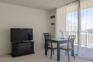 411 Hobron Ln, Honolulu, HI 96815 - Photo 4