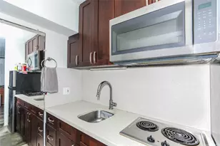 1750 Kalakaua Ave, Honolulu, HI 96826 - Photo 2