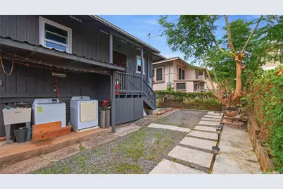 1068 Kinau Street #B, Honolulu, HI 96814 - Photo 24