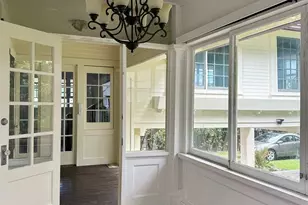 2610 Lowrey Ave, Honolulu, HI 96822 - Photo 24