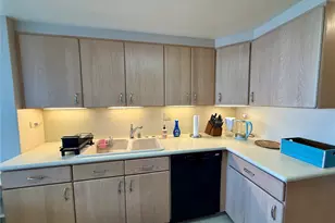 250 Kawaihae St, Honolulu, HI 96825 - Photo 8