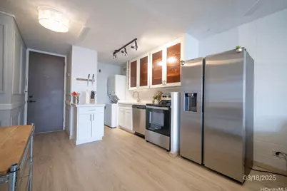 435 Seaside Avenue #1604, Honolulu, HI 96815 - Photo 6