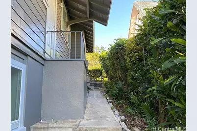 2048 Kakela Drive, Honolulu, HI 96822 - Photo 12