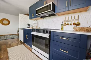 2421 Tusitala St, Honolulu, HI 96815 - Photo 4