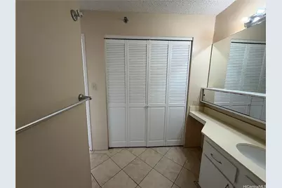 98-402 Koauka Loop #703, Aiea, HI 96701 - Photo 8