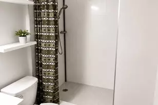 425 Ena Rd, Honolulu, HI 96815 - Photo 10