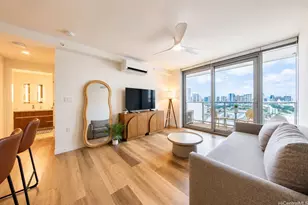 1500 Rycroft St, Honolulu, HI 96814 - Photo 2