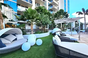 1390 Kapiolani Blvd, Honolulu, HI 96814 - Photo 12