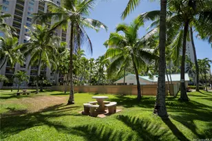 1080 Ala Napunani St, Honolulu, HI 96818 - Photo 20