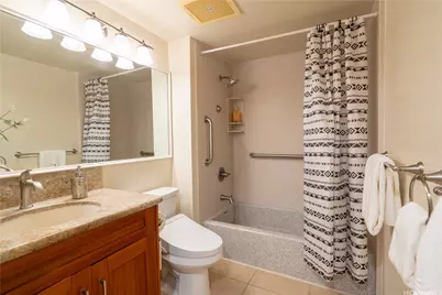 1080 Ala Napunani Street #108, Honolulu, HI 96818 - Photo 16
