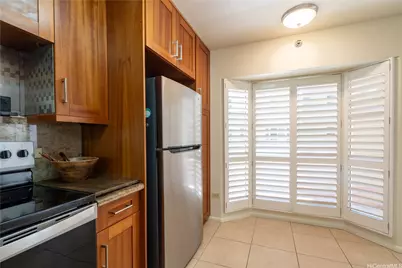 1080 Ala Napunani Street #108, Honolulu, HI 96818 - Photo 8