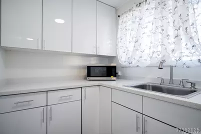3343 Hoolulu Street #Cottage, Honolulu, HI 96815 - Photo 10