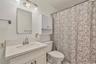 1717 Ala Wai Blvd, Honolulu, HI 96815 - Photo 14