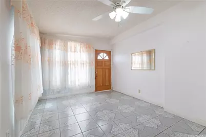 94-155 Maaniani Way, Waipahu, HI 96797 - Photo 8