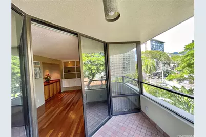 1525 Wilder Avenue #504, Honolulu, HI 96822 - Photo 8