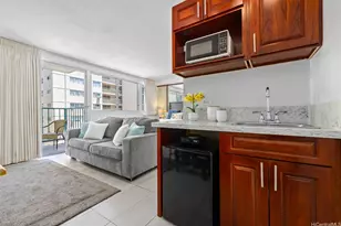 444 Kanekapolei St, Honolulu, HI 96815 - Photo 12