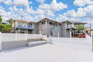 2118 Makanani Dr, Honolulu, HI 96817 - Photo 1