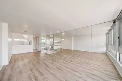 555 University Avenue #3407, Honolulu, HI 96826 - Photo 2