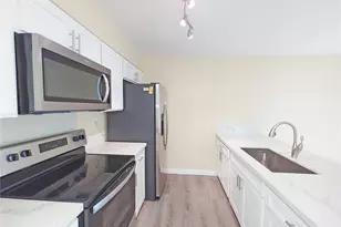 333 Aoloa St, Kailua, HI 96734 - Photo 8