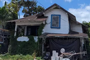 1030 Morris Ln, Honolulu, HI 96817 - Photo 2
