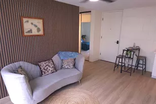 2845 Waialae Ave, Honolulu, HI 96826 - Photo 2