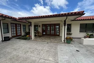834 Alewa Dr, Honolulu, HI 96817 - Photo 2