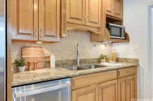 711 Koko Isle Cir, Honolulu, HI 96825 - Photo 12