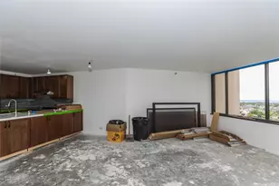 555 Hahaione St, Honolulu, HI 96825 - Photo 14