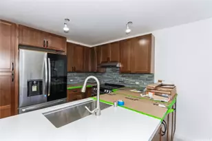 555 Hahaione St, Honolulu, HI 96825 - Photo 6