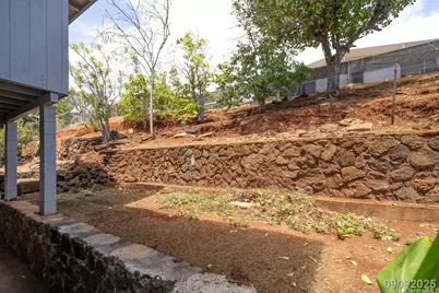 1341 Komo Mai Drive #B, Pearl City, HI 96782 - Photo 4