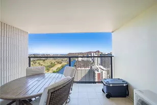 445 Seaside Ave, Honolulu, HI 96815 - Photo 10