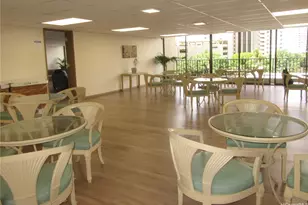 411 Hobron Ln, Honolulu, HI 96815 - Photo 14