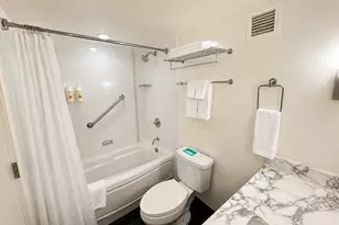 410 Atkinson Dr, Honolulu, HI 96814 - Photo 4