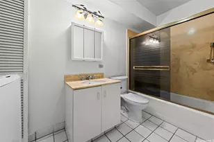 1717 Ala Wai Blvd, Honolulu, HI 96815 - Photo 14