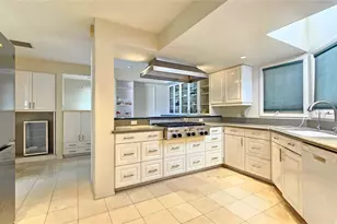 656 Kumukahi Pl, Honolulu, HI 96825 - Photo 6